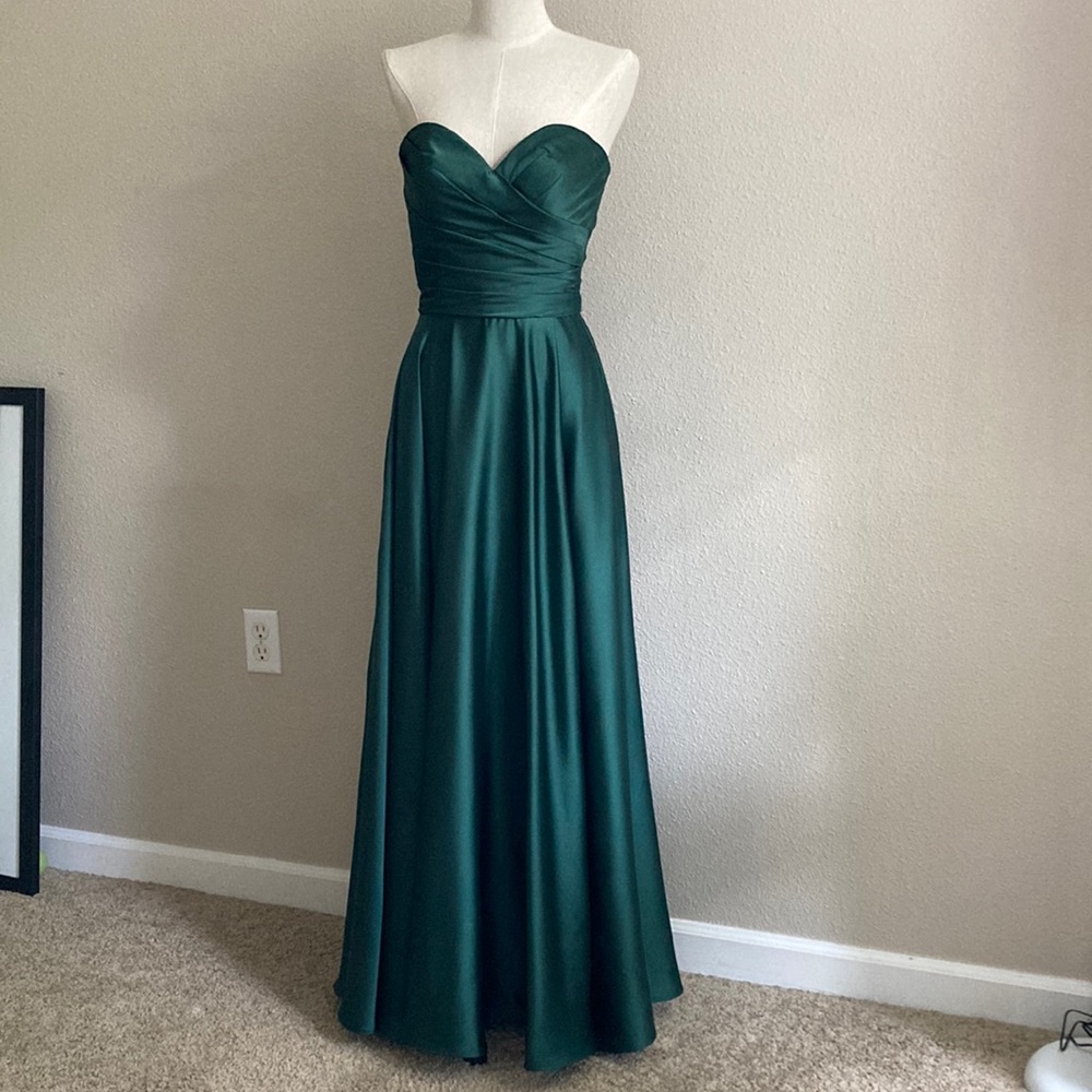 Gorgeous vintage inspired gown